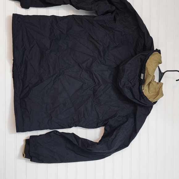 Sold - Picture 3 of 5